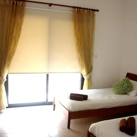 Queens Gardens 2 Bedrooms Paphos