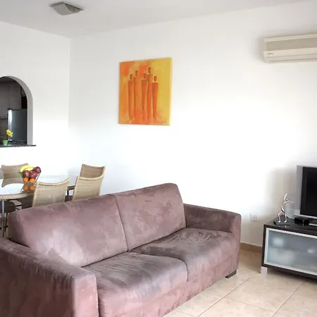 Queens Gardens 2 Bedrooms Appartement